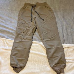 High Waisted Zamora™ Jogger Scrub Pants sandstone petite small